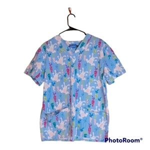 Scrub top size small